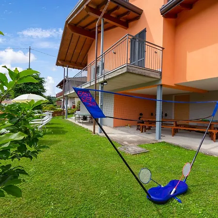 Laura Private Pool And Garden - Happy Besozzo