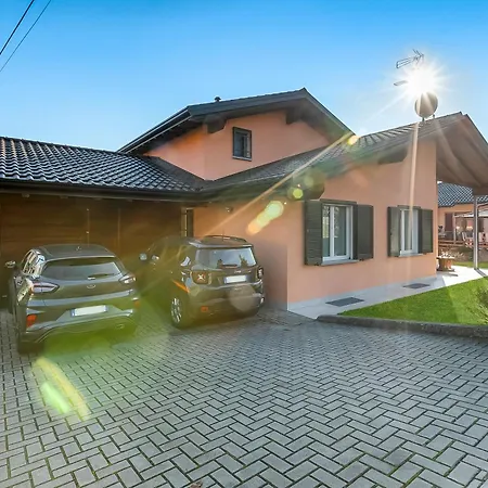 Laura Private Pool And Garden - Happy Besozzo