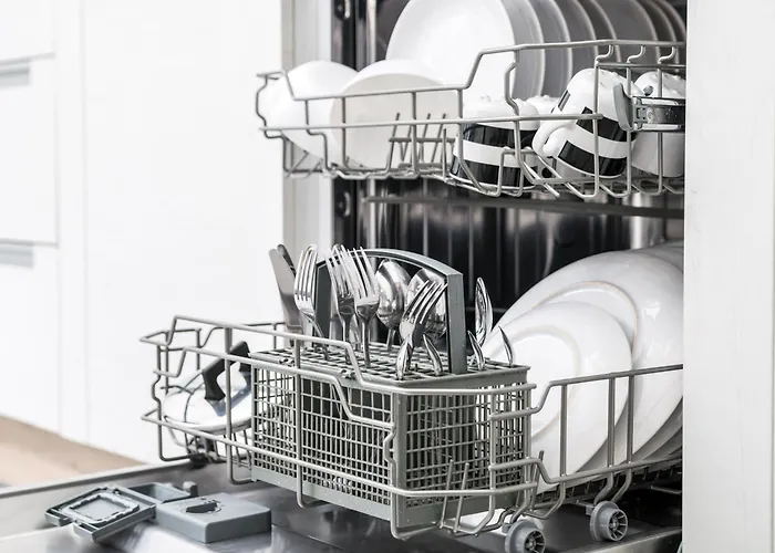 Villa Laura Private Pool And Garden - Happy