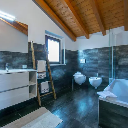 Laura Private Pool And Garden - Happy *