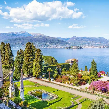 Laura Private Pool And Garden Near Maggiore For 9 - Happy