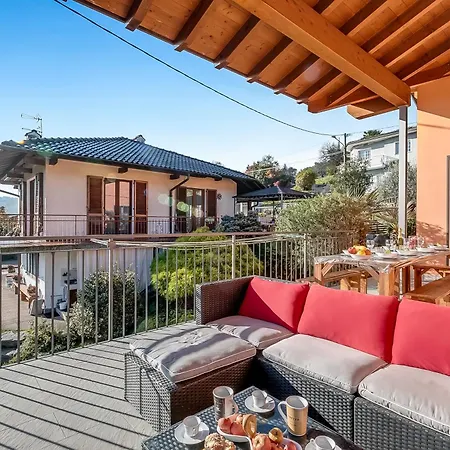 Laura Private Pool And Garden - Happy