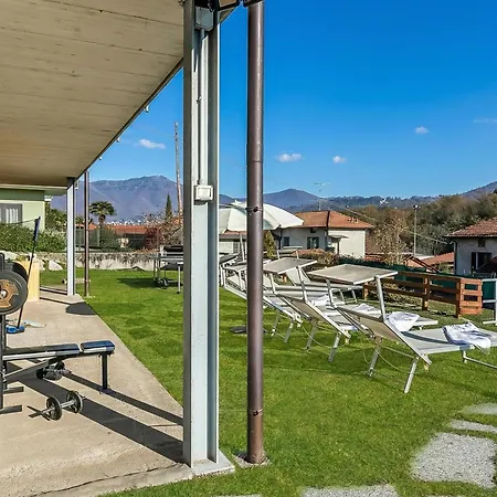 Laura Private Pool And Garden Near Maggiore For 9 - Happy Besozzo