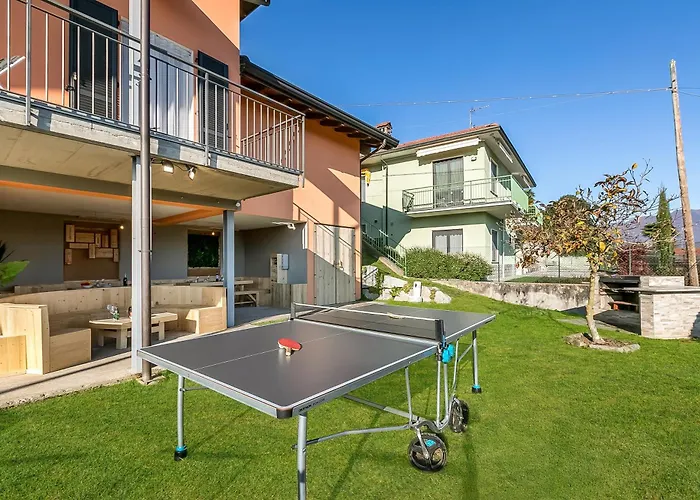 Laura Private Pool And Garden - Happy Villa