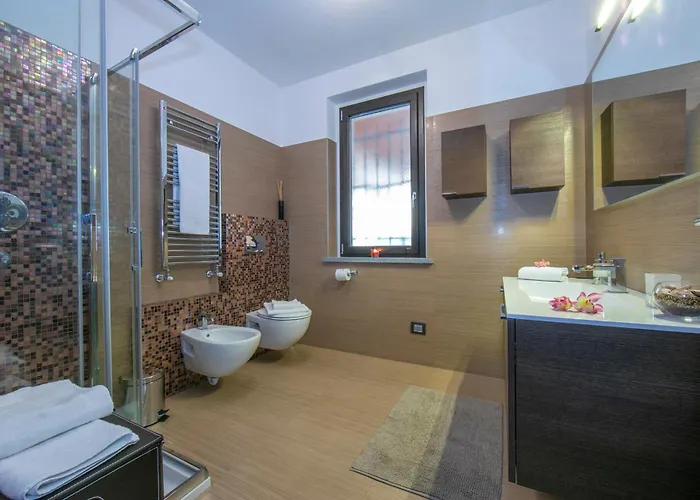 Laura Private Pool And Garden - Happy Villa Besozzo