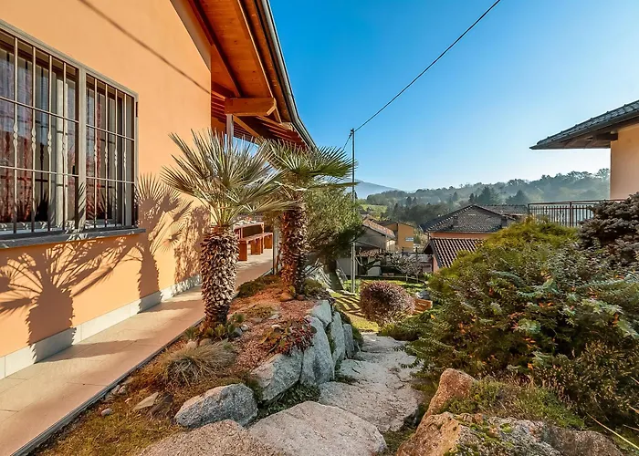 Laura Private Pool And Garden - Happy * Besozzo